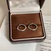 Diseño minimalista con tachuelas de espina y aros circulares, pendientes únicos y modernos para mujer, versátiles y elegantes