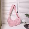 Bolsa feminina Coreia do Sul nicho design nylon pano algodão-enchido bolsa de ombro textura simples grande capacidade bolsa mensageiro bolsa bolinho