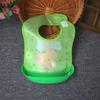 Fabricantes de comércio exterior dividem babador de bebê com bolso à prova d'água para alimentos e refeições, toalha de saliva, novo babador tridimensional de uso duplo