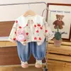 Traje de Niña Estilo Nuevo Moda de Academia Cardigan con Solapa 2025 Abrigo Ropa para Bebé Niños Conjunto de Tres Piezas Lindo