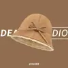 Sombrero de Pescador Cálido Minimalista Estilo Japonés con Forro Polar para Mujer, Nuevo Modelo de Invierno, Circunferencia de Cabeza Grande, Versátil, Adelgaza el Rostro, Sombrero de Cubo a Prueba de Frío