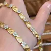 Nova Pulseira de Fita Retro Dourada Escovada Estilo Chinês com Microincrustação de Diamantes, Delicada e Fashion, Design Floral de Planta de Alto Padrão
