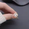 Anillo Cuadrado Geométrico de Plata Esterlina con Circonita, Diseño de Nicho, Estilo Europeo y Americano Versátil, Anillo Elegante para Hombres y Mujeres, Sensación de Nicho de Alta Gama