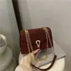Bolsa de Ombro Transversal Casual Versátil Simples de Moda de Alto Valor Estampa de Leopardo Texturizada Tendência Inverno 2026 Nova Vintage