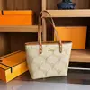 Bolsa Tote de Alta Gama para Viajes con Estampado de Monograma, Bolso Grande de Lujo Ligero, Bolso de Hombro de Moda Otoño 2026 para Mujer