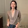 Suéter de Cashmere Feminino Gola V Outono e Inverno Nova Cor Color Block Suéter Top Solto Jaqueta de Tricô Manga Longa Moda Falso Duas Peças