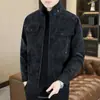 Nueva Chaqueta de Cuero con Cuello Alto para Hombre, Temporada Otoño-Invierno 2025, Estilo Motociclista Retro Casual de Moda, Chaqueta de Cuero PU