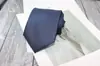 Monocromático Hombres Negocios Vestir Formal Color Sólido Corbata Oscura Corbata de Nudo a Mano 8CM Boda Negocios Traje Tienda traje Corbata