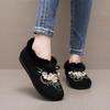 Zapatos de Tela Nuevos de Invierno 2026 Estilo Old Beijing para Mujer, Zapatos de Algodón Bordados para Mamá con Forro de Felpa Añadido, Cálidos y Antideslizantes, Estilo Étnico para Mujeres de Mediana Edad y Mayores