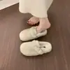 Sapatos femininos externos brancos e fofos, modelo outono/inverno 2026, mules fechados sem cadarço, pantufas de algodão quentes e felpudas