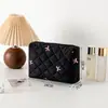 Bolsa Cosmética Portátil de Gran Capacidad Estilo Lindo 2023 Nuevo Estilo Cuidado de la Piel Estilo Ins Color Caramelo Bolsa de Almacenamiento Corazón de Niña