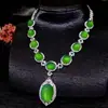Conjunto de Calcedônia Colar com Pingente de Calcedônia Gelo Brincos Anel Pulseira Luxo Cravejado Crisoprásio Conjunto de Brincos de Quatro Peças