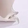 Moda Europeia e Americana Anel Exagerado de Aço Inoxidável para Mulheres Ouro 18K Simples Estilo Ins Anel de Design de Ponta Joias Atacado
