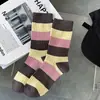 Calcetines Rayados de Primavera y Otoño para Mujer ins de Moda Algodón Puro Hasta la Pantorrilla Estilo Japonés Versátiles Calcetines Apilables Estilo Coreano Bordado Bloques de Color Calcetines Largos