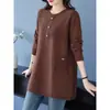 Suéter Plus Size Outono-Inverno 2026 para Mães de Meia-Idade, Comprimento Médio Soltinho para Mulheres, Cobre a Barriga, Tricô Estiloso, Camisa Base Tendência