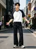 Jeans Original Colorido Retro Americano Desconstruído Decorado com Metal para Homens, Novas Calças Casuais de Verão Retas com Caimento para Mulheres, Tendência