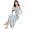 Vestido Floral Retro Francês de Alta Qualidade para Mulheres Verão 2026 Novo Estilo Elegante de Férias com Saia Plissada que Cobre a Barriga