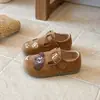 Zapatos de Cuero Versátiles para Niños 2026 Primavera Nuevos Retro Suela Gruesa Sin Cordones Puntera Cerrada Moda Casual Mocasines