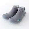 Zapatos cruzados para mujer para fitness en interiores, zapatos para yoga en piso, zapatillas con tabla de acupresión, zapatos antideslizantes de suela blanda para saltar la cuerda y conducir