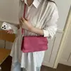 Bolso de hombro cruzado simple y versátil de moda vintage texturizado, muy elegante y atractivo, nuevo para el verano de 2026
