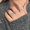 Piercing de Nariz com Contas de Zircônia Microincrustadas em Cobre para Mulheres, Exquisito, Compacto, Moderno, Luxo Leve, Sensação de Alta Qualidade, Anel Ajustável para Dedo Indicador