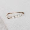 Broche ajustado de cintura ajustada estilo coreano para falda, cambio grande, alfiler pequeño, cárdigan, hebilla antideslizante para ropa.