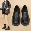 Mocasines de Suela Gruesa para Mujer que Aumentan la Altura Otoño 2025 Nuevo Estilo Británico Zapatos Pequeños de Cuero Negro Zapatos de Cuero sin Cordones