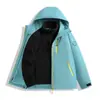 Casa de pájaros Chaqueta exterior de estilo similar para mujer Otoño Invierno Tres en uno A prueba de viento Impermeable Cálida Conjunto de dos piezas Ropa de Montañismo Ropa de abrigo para hombre