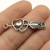 39x 13mm 2.2g prata antiga retrô material para joias artesanais coração de amor uma flecha através do coração conector