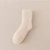 Pantufas Femininas, Meias de Veludo, Meias de Dormir Plus Grossas de Inverno, Meias de Veludo Coral para Casa Femininas, Meias de Dormir Femininas de Cano Médio