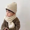 Conjunto de Duas Peças de Chapéus e Cachecóis Infantis, Chapéus de Tricô Estilo Coreano Outono e Inverno, Chapéus de Lã Quentes para Bebês, Chapéus de Puxar para Meninos e Meninas