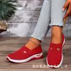 Sapatos Femininos 2026 Primavera Novo Estilo Transfronteiriço para Mães de Meia-Idade e Idosas, Sapatos Casuais Femininos Respiráveis com Solado Macio, Dropshipping Temu