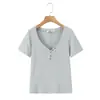 Runchi Tamanho Grande Estilo Americano Menina Apimentada Decote V Ajuste Slim Top Bordado 9261 Tamanho Grande Menina Apimentada Manga Curta Ajuste Slim Camiseta