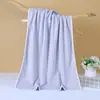 Toalla de Baño Gruesa con Rayas de Caramelo de Coral Fleece, Toalla de Mano, Súper Suave, Absorbente, Sin Pelusa, Uso Doméstico, Jinzhou Wholesale