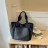 Bolsa Grande de Alta Qualidade Cor Sólida Novo Estilo Outono 2026 Bolsa de Ombro Único Portátil Tendência Bolsa Tote para Passeio e Trabalho