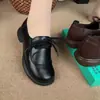 Sapatos retro de mãe para comércio exterior transfronteiriço, novos sapatos de sola macia de cano baixo para primavera e outono para mulheres, antiderrapantes, resistentes ao desgaste, leves, com cadarço, sapatos de um só