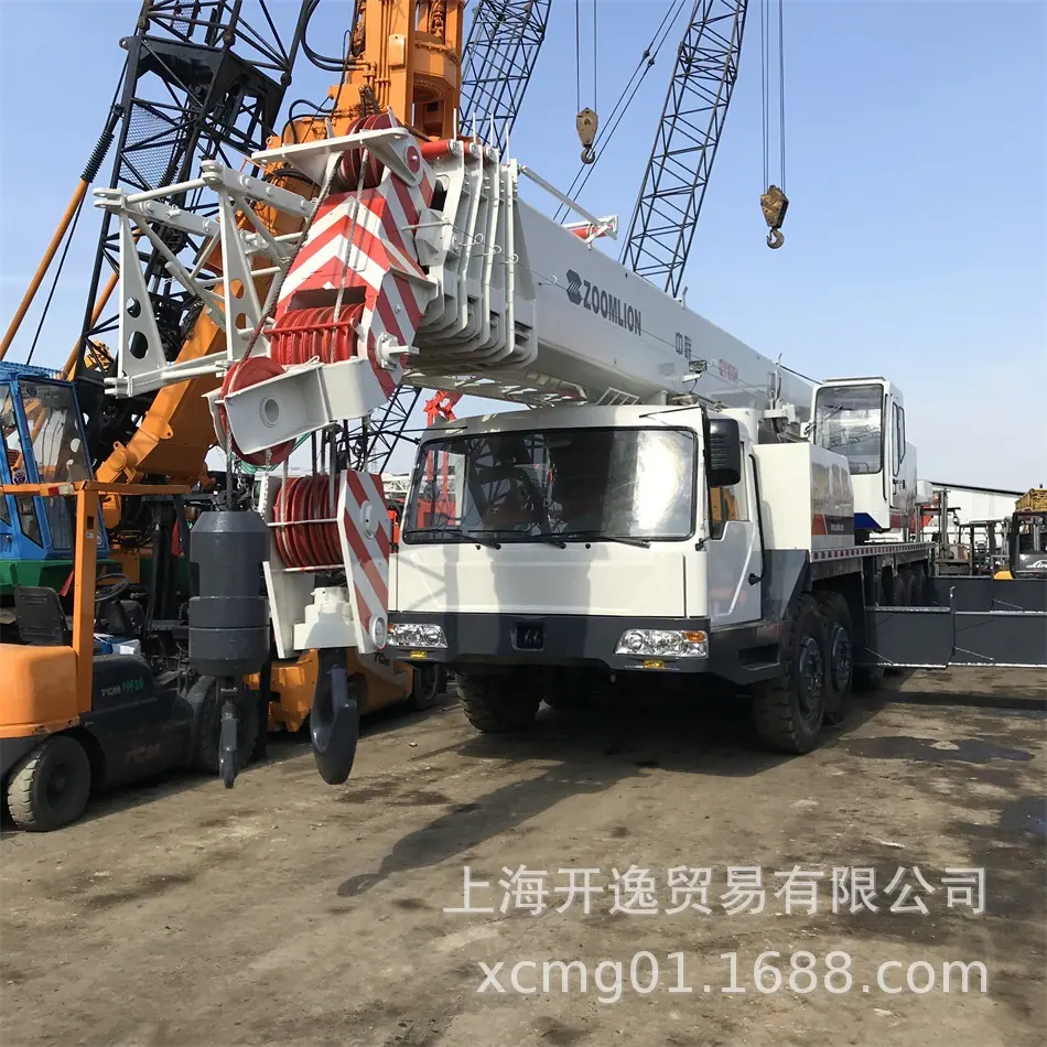 100 ton crane (64)