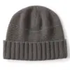 Cachecol de Lã 2025 Outono e Inverno Novo Estilo Unissex Fashionável Versátil Simples Quente Proteção para Orelhas e Frio Chapéu de Tricô