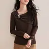 Otoño 2026 Nueva Moda Elegante y con Estilo Camisa Básica con Diseño Asimétrico Retorcido en Gris Oscuro Ajuste Delgado Manga Larga