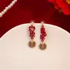 Pendientes Estilo Chino Año Zodiacal Festivo Aguja de Plata, Carácter de Fortuna Rojo Corazón Hueco Despertar del León Pendientes Asimétricos con Electrochapado