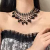 Colar de Pérolas Dupla Camada com Pedras Preciosas Estilo Palácio Elegante Retrô Luxo Leve Corrente para Clavícula Design de Moda Hepburn para Mulheres