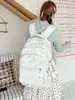 Mochila Preta Cool e Discreta com Estampa Completa de Corações e Flocos de Neve, Multi-Compartimentos, Grande Capacidade, Mochila Leve para Alunos do Ensino Fundamental e Médio