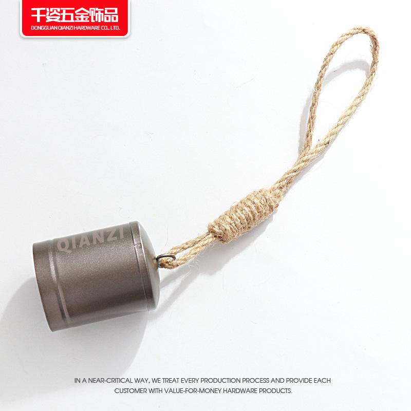 单个铁皮筒麻绳铃铛07