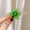 Broche de Pétalo de Cristal Multicolor de Alta Gama para Multitudes Pequeñas Magnífico Exquisito Pin para Abrigo Moda de Lujo Ligero Broche de Flor Versátil