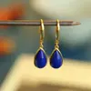 Plata de Ley S925 Chapada en Oro Incrustada con Lapislázuli Afgano Natural Gancho Largo Simple Elegante Versátil Pendientes Blancos