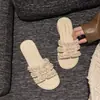 Zapatillas Gruesas Versátiles de Alta Calidad, Estilo Nuevo para Mujer, Uso en Exteriores, Temporada, Suela Suave, Pequeño Estilo Francés, Acabado Perlado, Sandalias de Verano, Playa, 2026