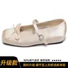 Elegantes sapatos de salto baixo estilo francês com bico quadrado e laço, sapatilhas versáteis com salto oculto, sapatos Mary Jane para mulheres, perfeitos com vestidos