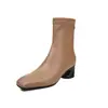 Botines elásticos ajustados de punta cuadrada para mujer, nuevos botines elásticos de PU de estilo coreano para otoño e invierno, tacón medio irregular, talla 40