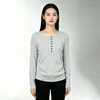 Nova camisa básica feminina de outono, gola henley, manga longa, corte justo, peça íntima clássica, alta elasticidade, top confortável, atacado