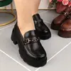 Loafers Plataforma Estilo Britânico Mais Vendidos Outono 2026 Novos Sapatos Confortáveis Slip-on Sola Grossa Sapatos Femininos Sapatos de Um Passo para Mulheres